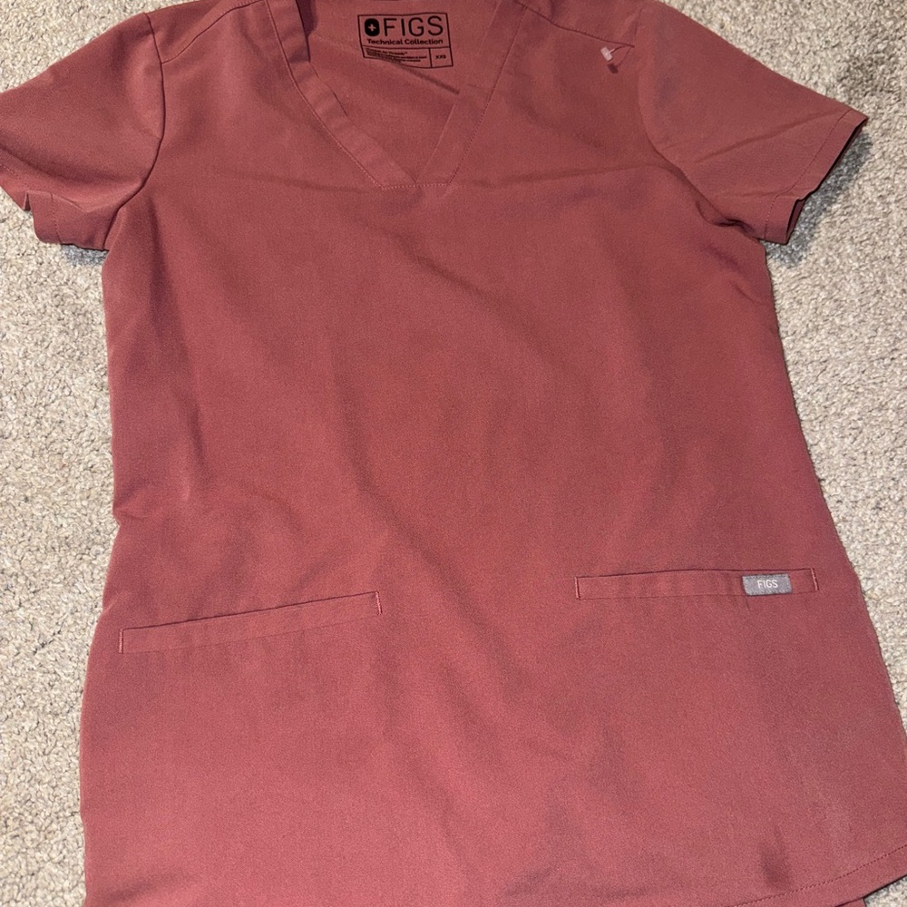 Figs Women's Short Sleeve Top - Rust